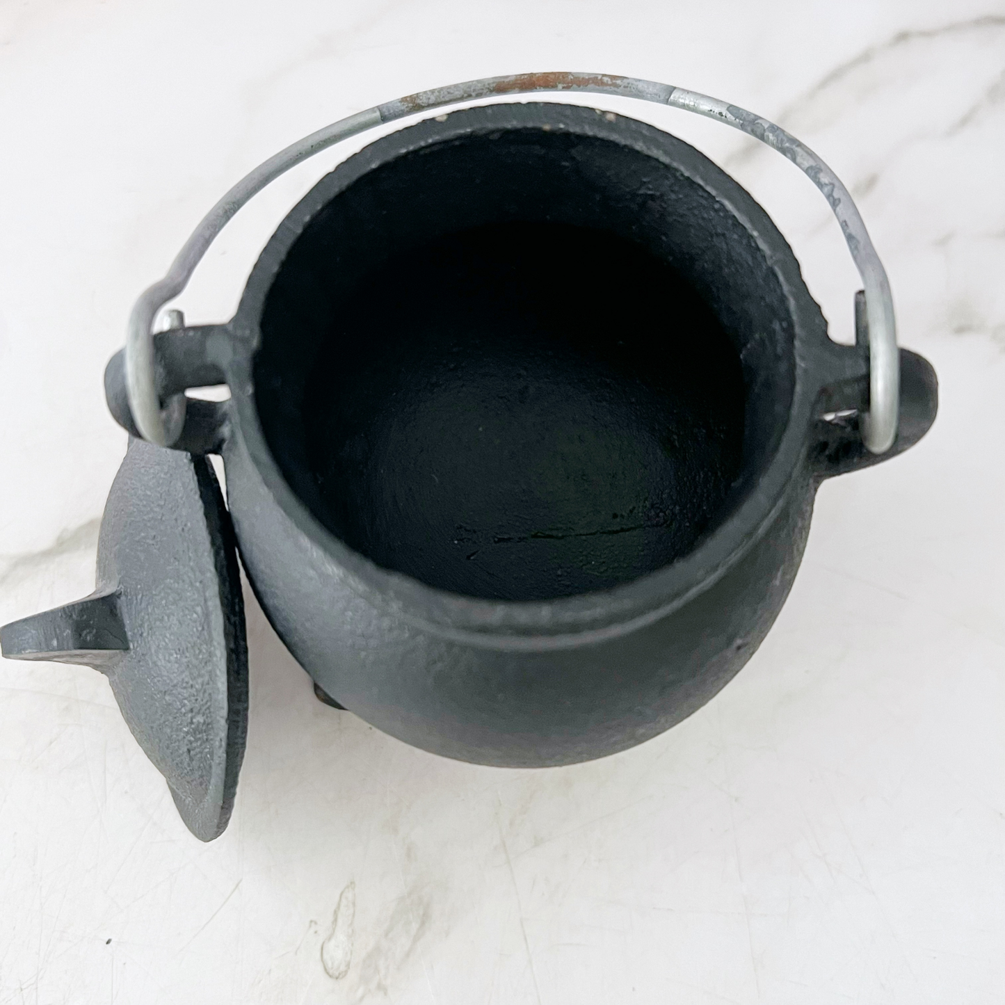 Mini Cast Iron Cauldron with Lid