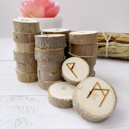 Poplar Wood Elder Futhark Runes