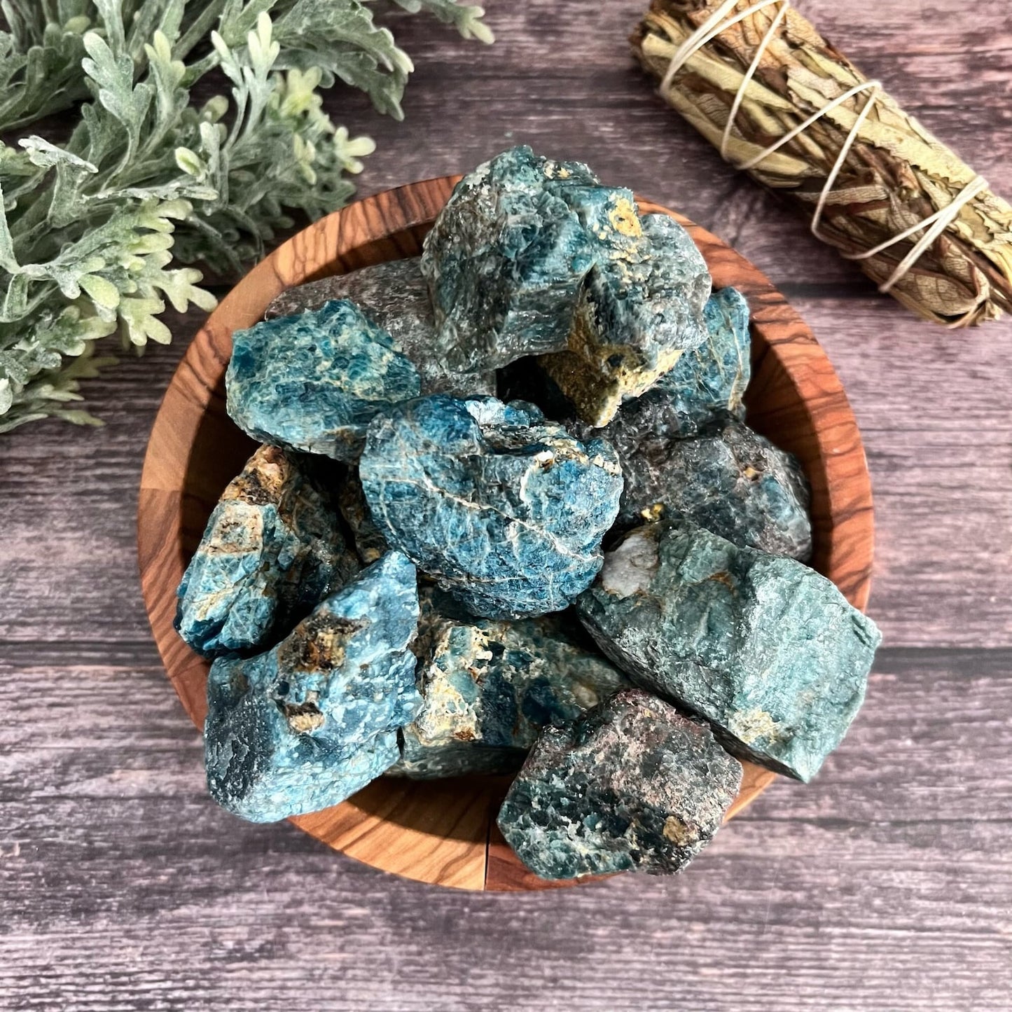 Raw Apatite Stones