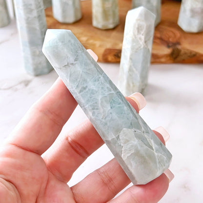 3-4" Aquamarine Standing Point