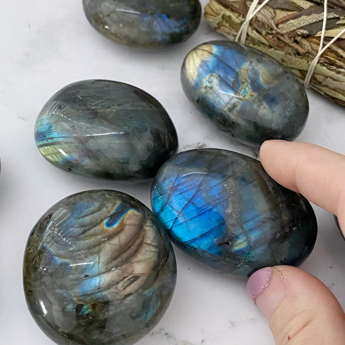 2.5" Labradorite Palm Stone