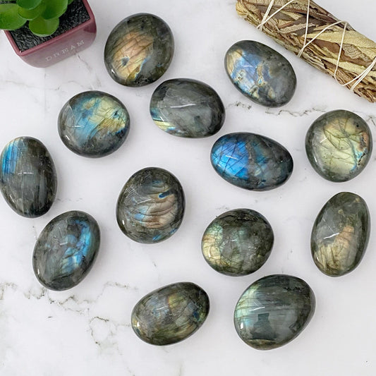 2.5" Labradorite Palm Stone