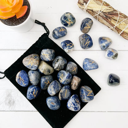 Sodalite Elder Futhark Runes