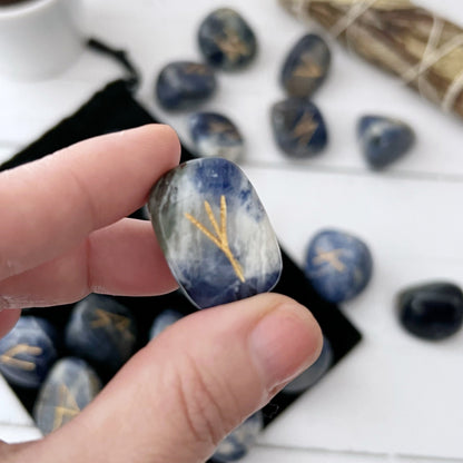 Sodalite Elder Futhark Runes