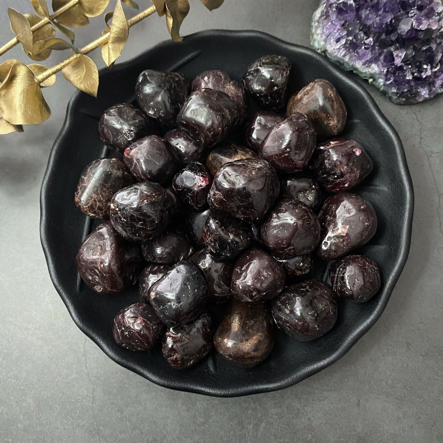 Garnet Tumbled Stones