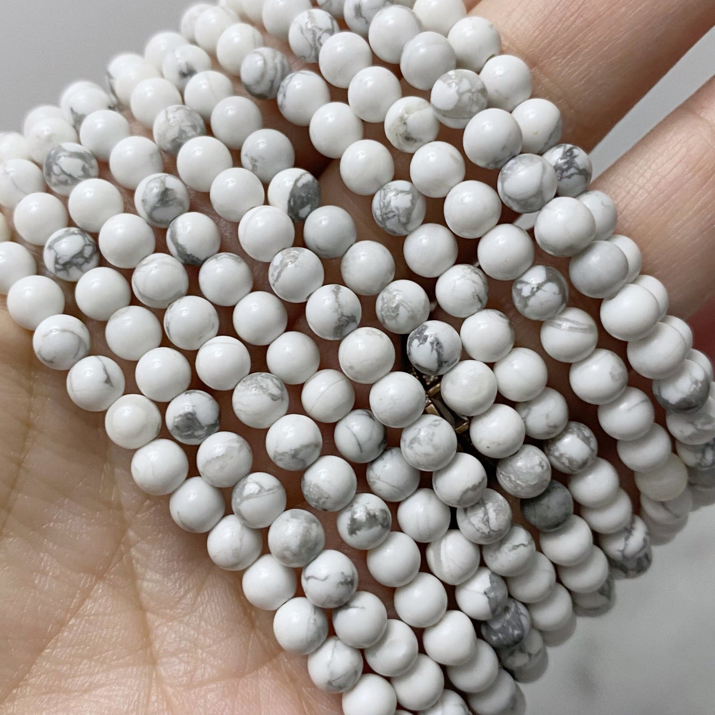 4mm Howlite Beaded Bracelet