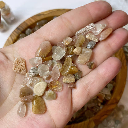 Rutilated Quartz Crystal Chips