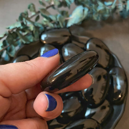 Obsidian Palm Stone