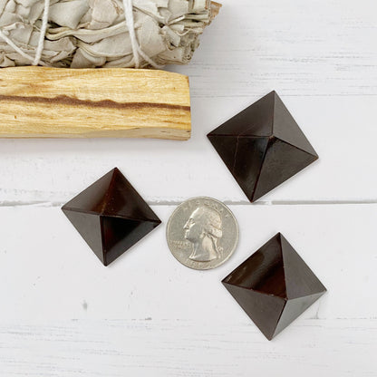 1" Mini Garnet Pyramid