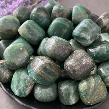 Emerald in Matrix Tumbled Stones