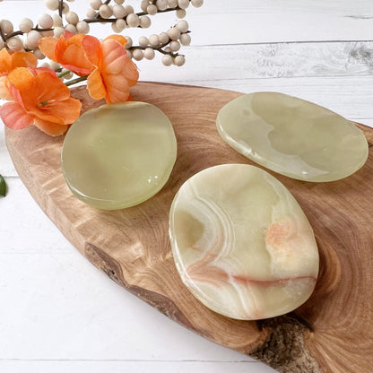 Green Onyx Worry Stone