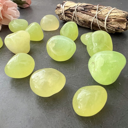 Parrot Green Onyx Tumbled Stones