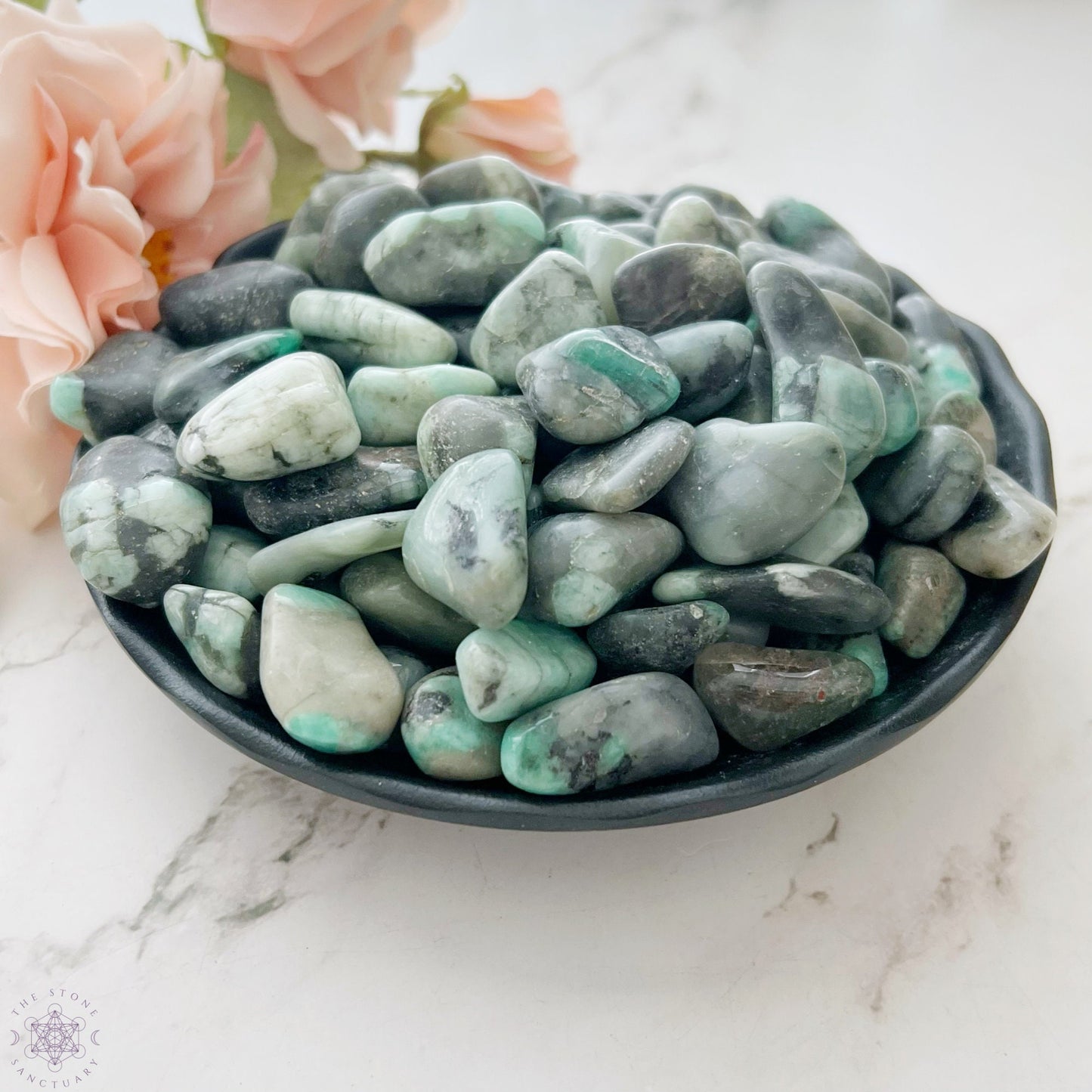 Emerald Tumbled Stones